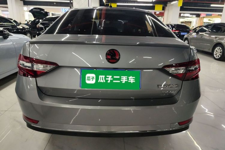 斯柯达 速派 2018款 TSI330 DSG舒适版 国VI车身外观6