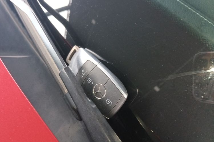 奔驰C级 2020款 C 260 L 运动版中控内饰11