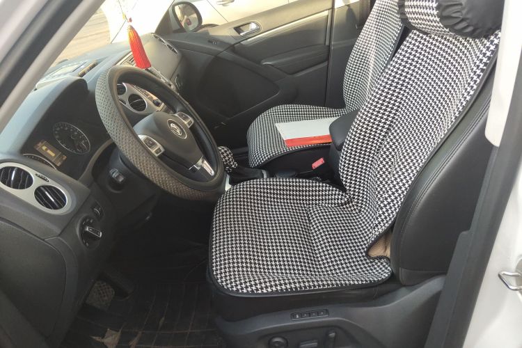 大众 途观 2013款 2.0TSI 自动四驱旗舰版中控内饰19