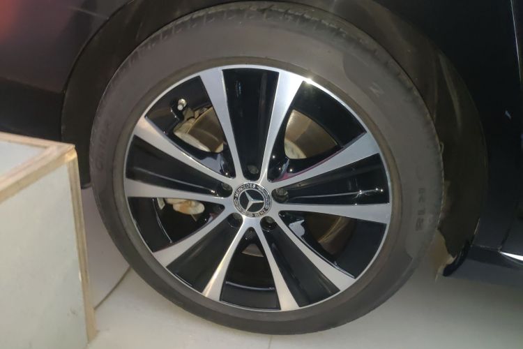 奔驰E级新能源 2022款 E 350 e L 插电式混合动力轿车车身外观6003