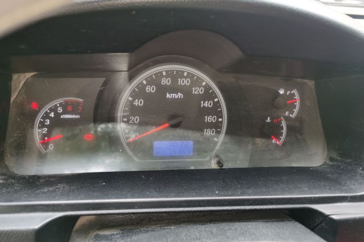 金龙 凯锐浩克 2019款 2.2L M1标准型平顶V22局部细节14