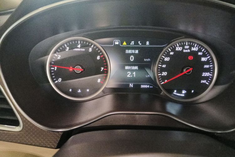 宝骏730 2017款 1.8L iAMT豪华型 7座中控内饰14