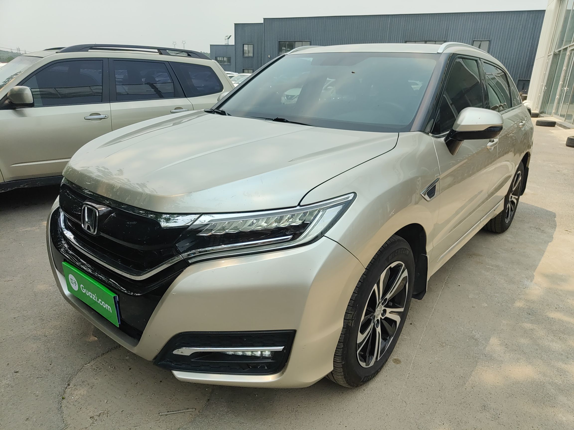 2017款 本田UR-V 370TURBO 四驱尊享版图片