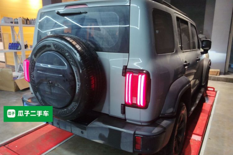 坦克300 2024款 2.0T 征服者车身外观7