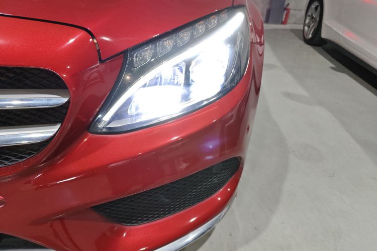 奔驰C级 2017款 改款 C 200 L 运动版局部细节36