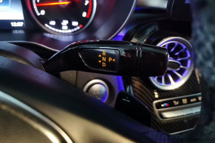 奔驰C级 2015款 改款 C 200 L 运动型中控内饰18