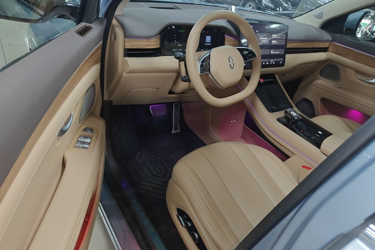 鸿蒙智行 问界M7 2024款 1.5T 后驱Plus版 5座中控内饰20