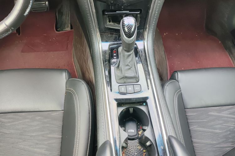 凯迪拉克ATS-L 2017款 28T 技术型中控内饰18