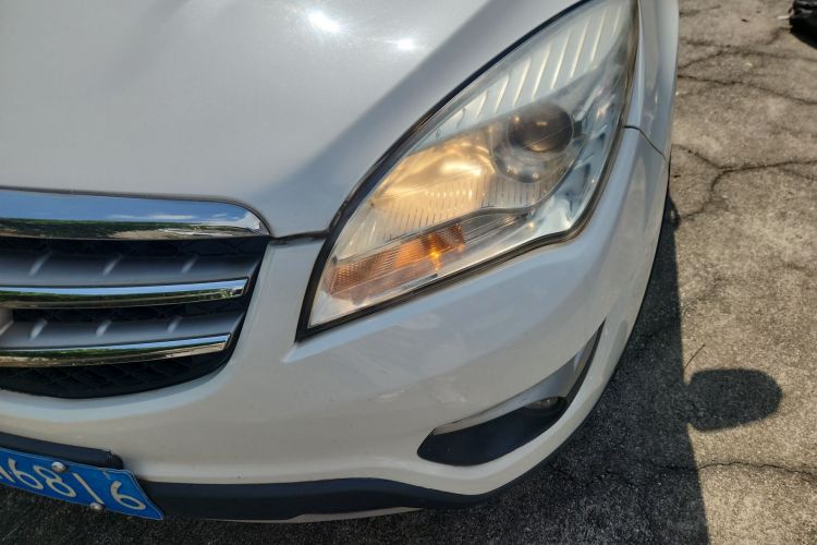 长安CS35 2014款 1.6L 手动豪华型 国IV局部细节36