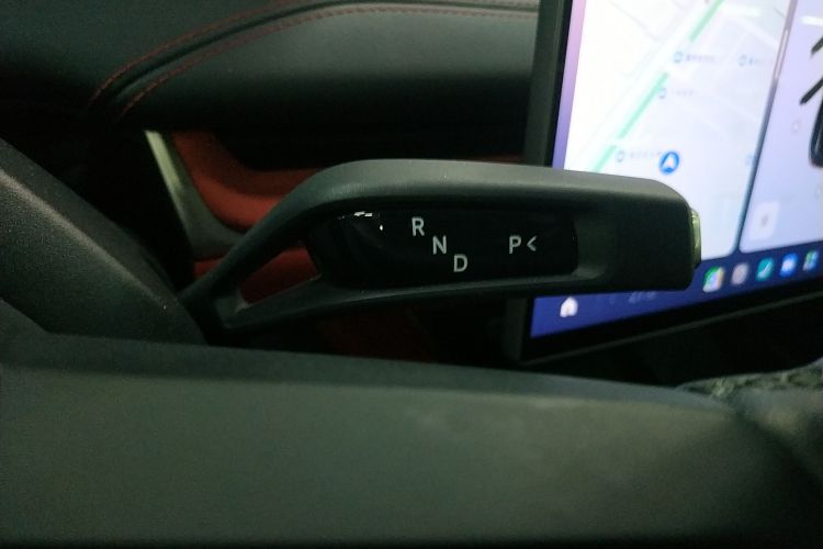 小米汽车 小米SU7 2024款 四驱超长续航高阶智驾Max版中控内饰18