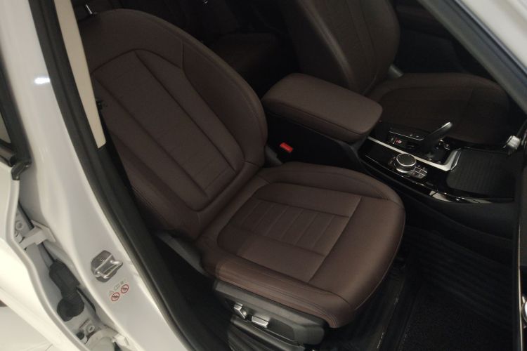 宝马X3 2018款 xDrive25i M运动套装 国V局部细节41