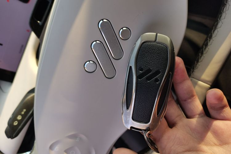 智己汽车 智己L7 2022款 Pro中控内饰7001