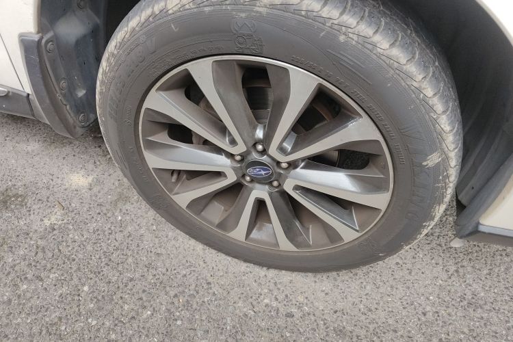 斯巴鲁 森林人 2018款 2.5i 尊贵导航版EyeSight车身外观10