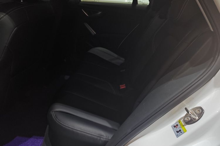 奥迪Q2L 2020款 35 TFSI 进取动感型中控内饰21