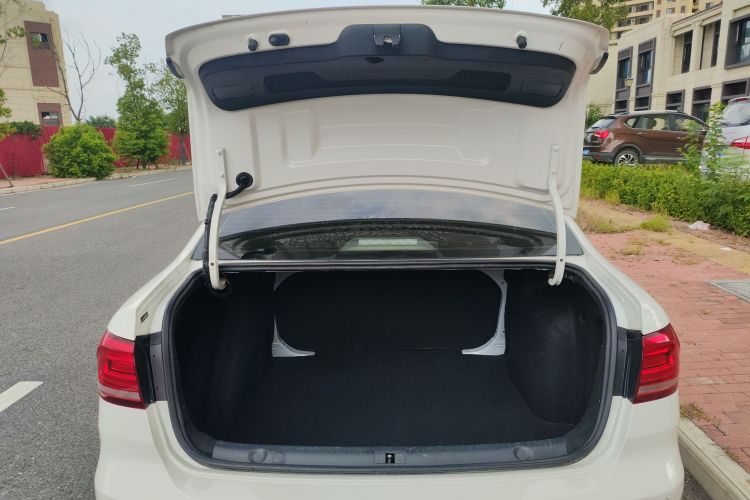 大众 2019款 朗逸启航 1.5L 自动风尚版 国VI中控内饰23