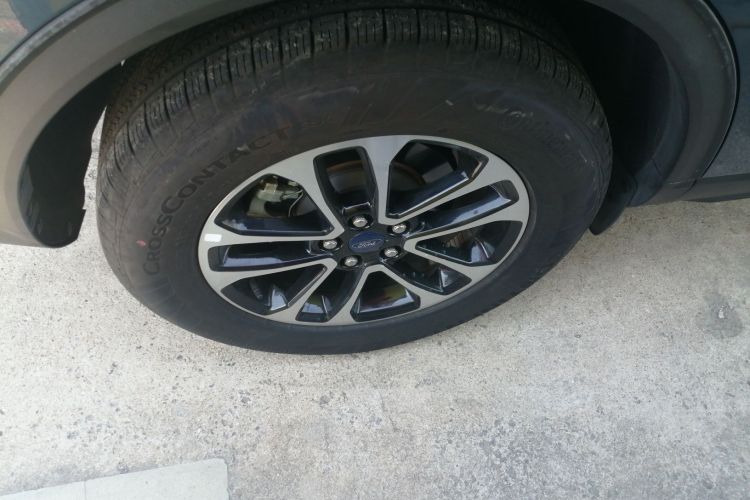 福特 锐际 2024款 EcoBoost 245 两驱悠享款车身外观6008