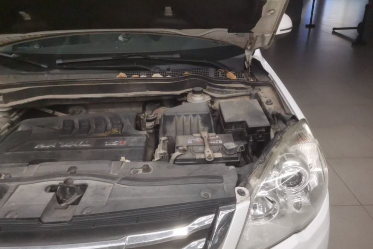 哈弗H6 2015款 升级版 1.5T 手动两驱精英型机舱底盘26