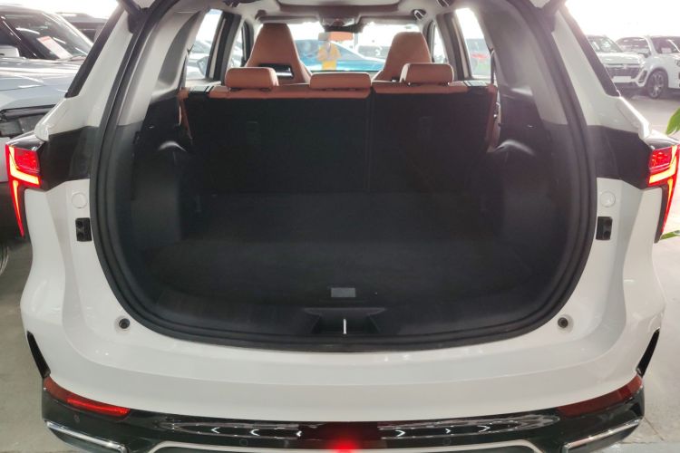 长安CS75 PLUS 2024款 第三代 冠军版 2.0T 智驾劲擎型机舱底盘23