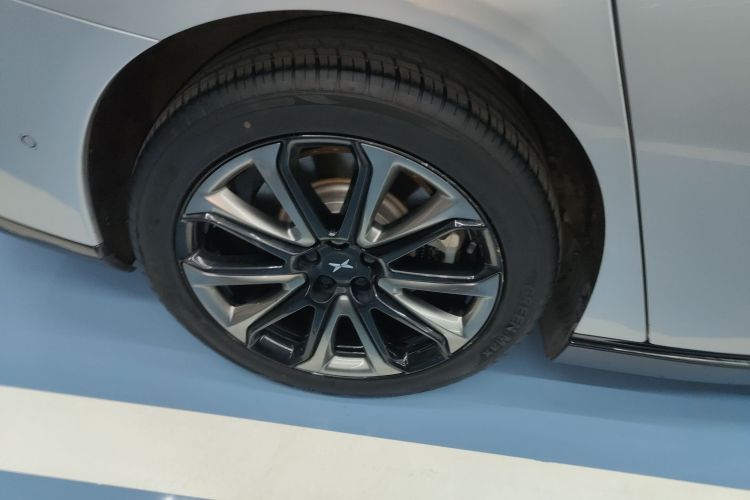 小鹏P7 2020款 670N车身外观6003