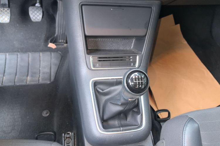 大众 途观 2015款 1.8TSI 手动两驱风尚版局部细节18