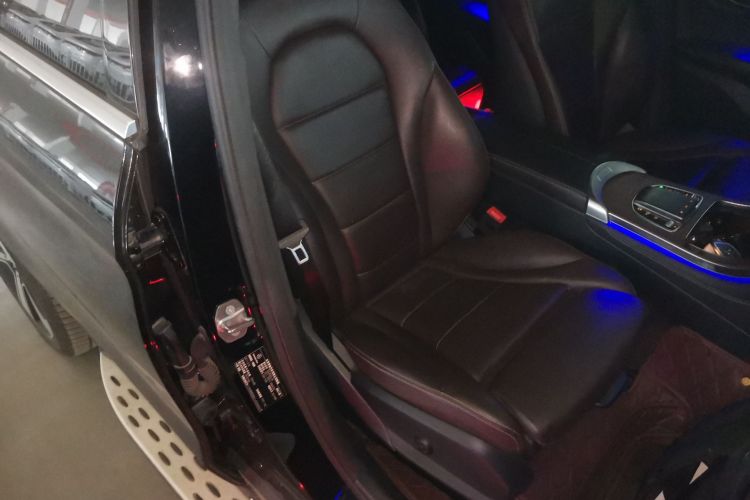 奔驰GLC 2020款 GLC 300 L 4MATIC 豪华型局部细节41