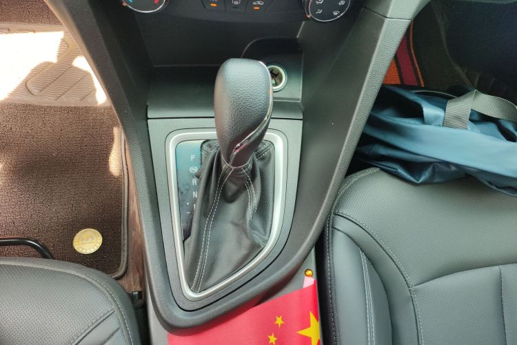 别克 英朗 2021款 改款 典范 1.5L 自动精英型局部细节18