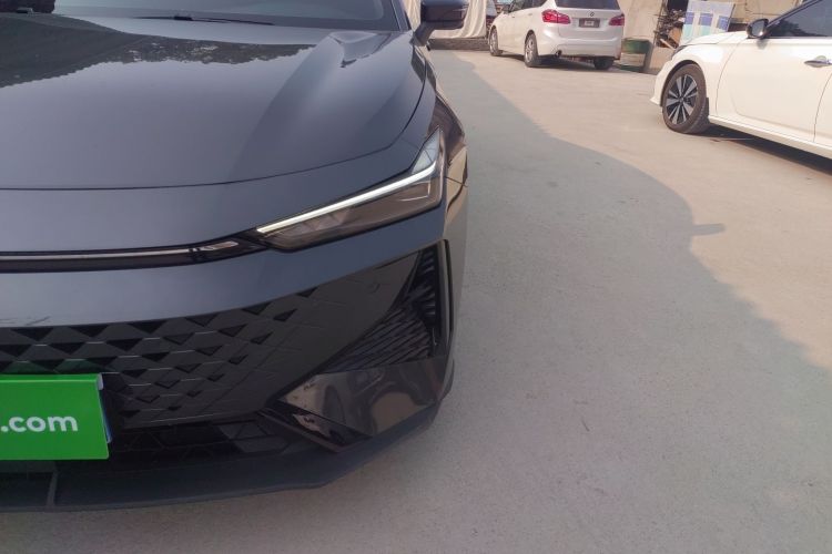 长安UNI-V 2024款 1.5T 尊贵型局部细节36