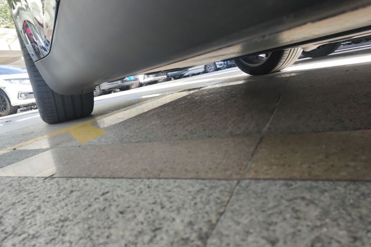 特斯拉 Model Y 2022款 后轮驱动版局部细节9002