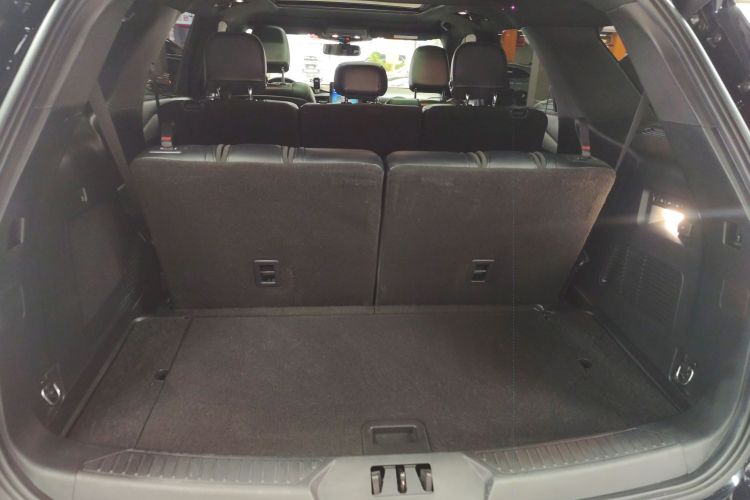 福特 探险者 2020款 EcoBoost 285 四驱运动版ST-LINE 7座局部细节23