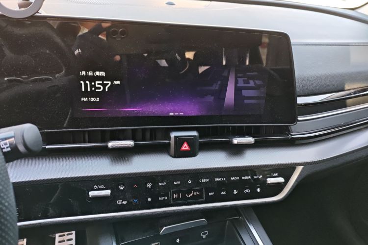 起亚 狮铂拓界 2023款 2.0T 两驱尊贵版局部细节16