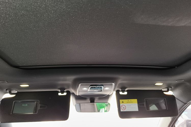 比亚迪 宋PLUS新能源 2025款 DM-i 智驾版 112KM 尊荣型中控内饰22