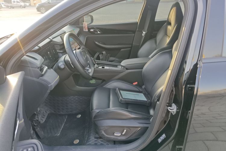 领克03 2023款 1.5TD DCT劲Plus中控内饰7003