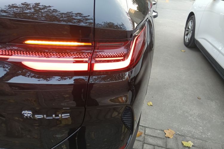 比亚迪 宋PLUS新能源 2023款 冠军版 DM-i 150KM 旗舰PLUS车身外观6006