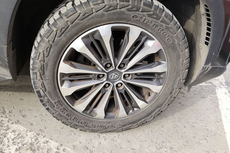 上汽大通MAXUS D90 2017款 2.0T 自动两驱 水星基础版车身外观10