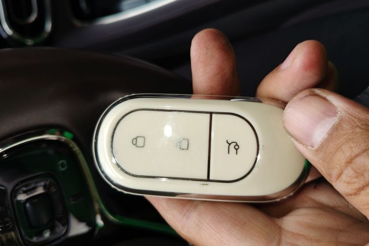 零跑汽车 零跑C11 2023款 增程 285智享版中控内饰7001