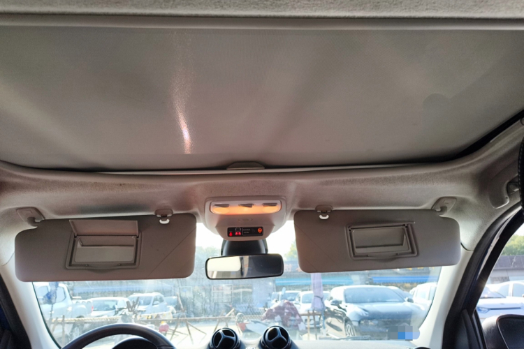 smart forfour 2016款 1.0L 52千瓦激情版局部细节22