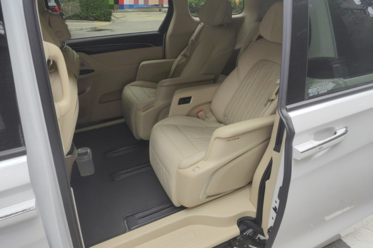 别克GL8 2022款 ES陆尊 653T 豪华型中控内饰7004