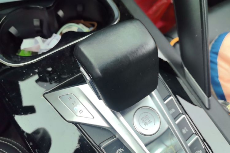 比亚迪 宋Pro 2019款 1.5T 自动豪华型中控内饰18