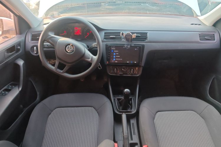 大众 桑塔纳 2021款 1.5L 手动风尚版中控内饰12