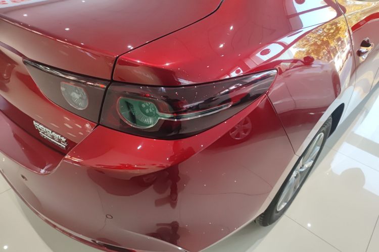 马自达3 昂克赛拉 2023款 2.0L 自动质擎版车身外观9