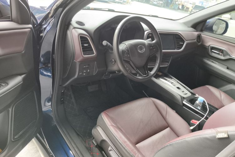 思铭 东风本田M-NV 2021款 尚骋版中控内饰7003