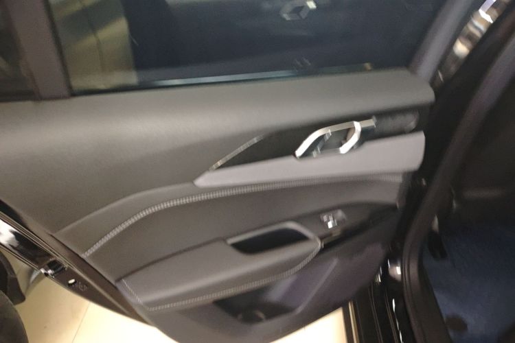 领克03 2021款 2.0TD 自动劲 冠军版中控内饰7006