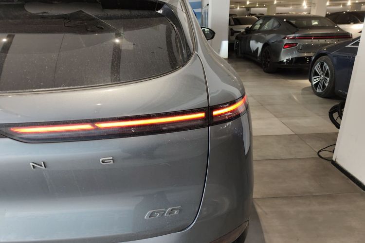 小鹏G6 2023款 755 超长续航 Max车身外观9