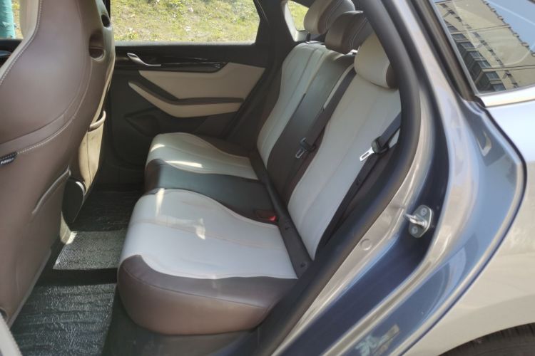 比亚迪 秦PLUS 2023款 冠军版 DM-i 55KM领先型中控内饰7004