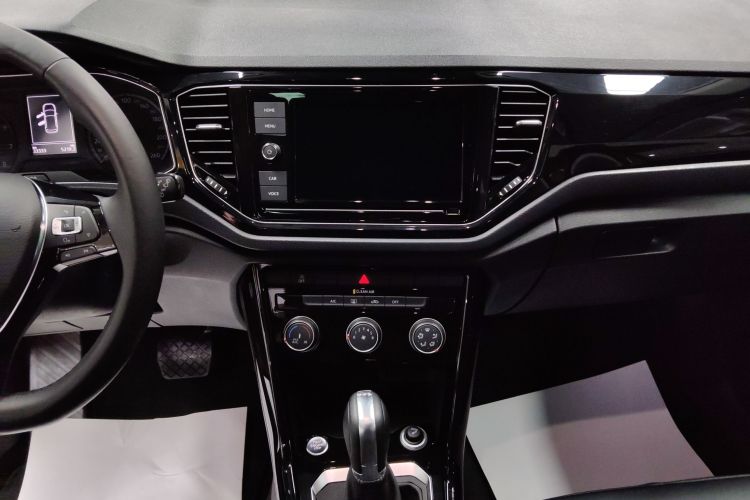 大众 T-ROC探歌 2019款 280TSI DSG两驱舒适型 国VI中控内饰16