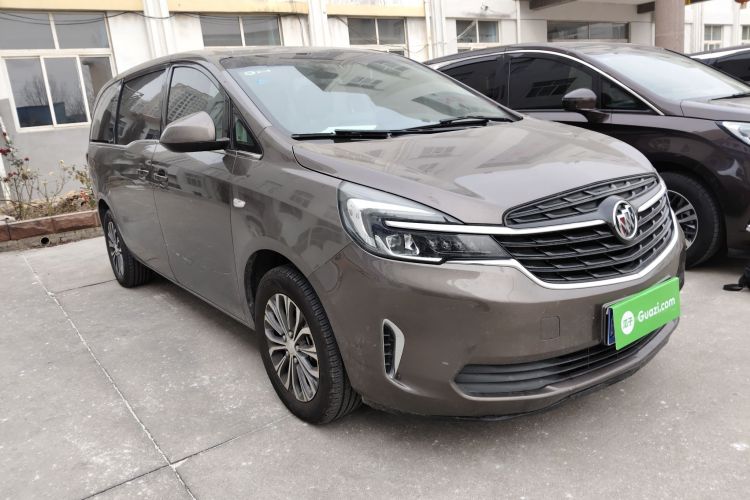 别克GL8 2021款 陆上公务舱 652T 舒适型车身外观3