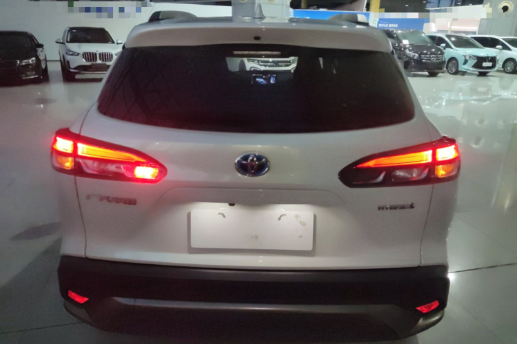 丰田 锋兰达 2023款 2.0L 智能电混双擎 尊贵版车身外观6