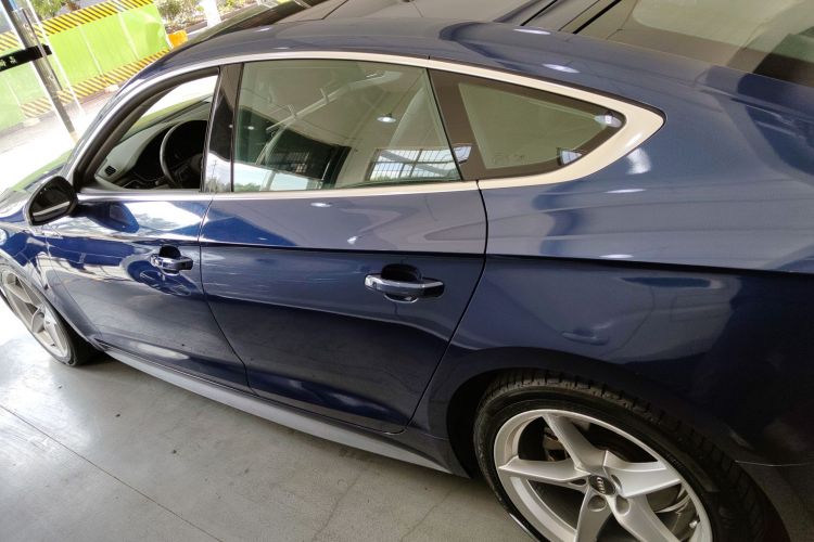 奥迪A5 2017款 Sportback 40 TFSI 时尚型车身外观4