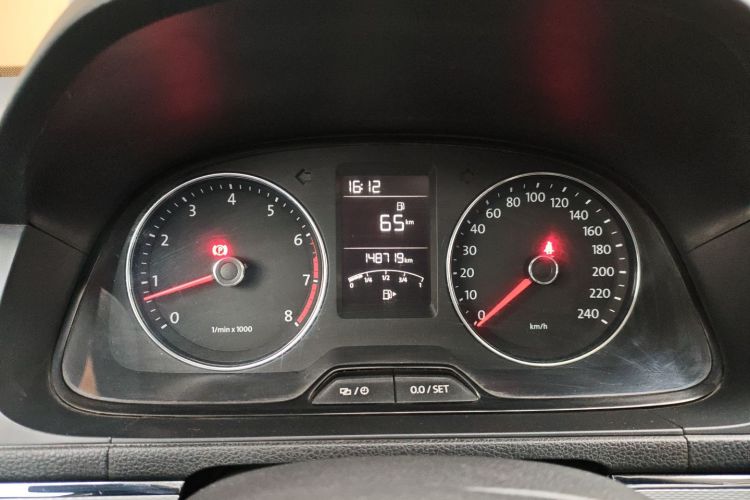 大众 朗行 2013款 1.4TSI 手动豪华型中控内饰14