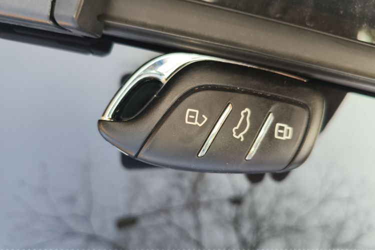 名爵 MG ES5 2025款 525max 后驱智驾版中控内饰11